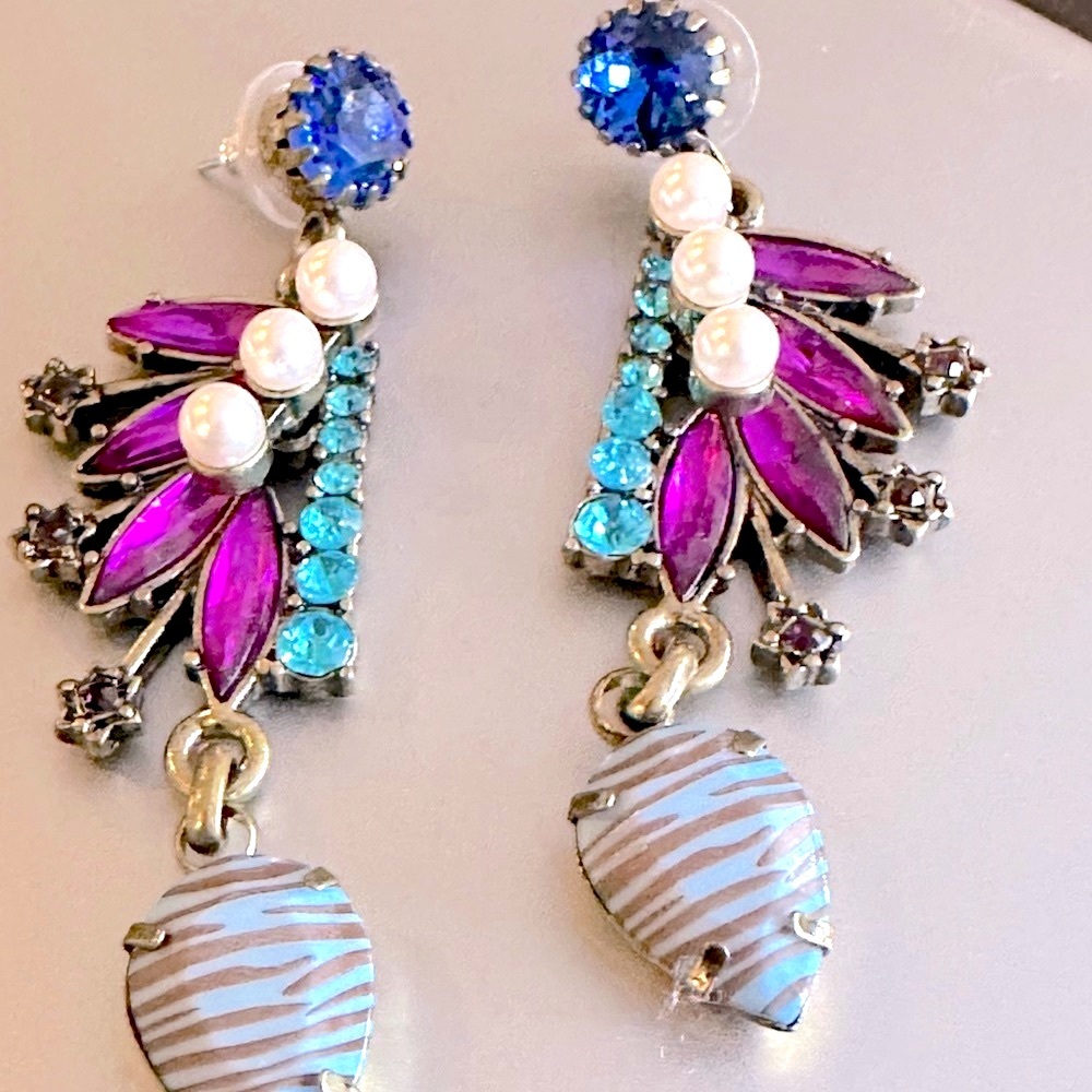 SALE🩷Artsy Drop Rhinestone Earrings